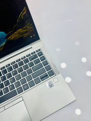 hp elitebook G7 Intel Core i5-10th Generation 
8GB Ram DDR4
256GB NVME SSD
Intel UHD Graphics
Baklit Keyboard
Windows 11 Pro
HD Camera
14