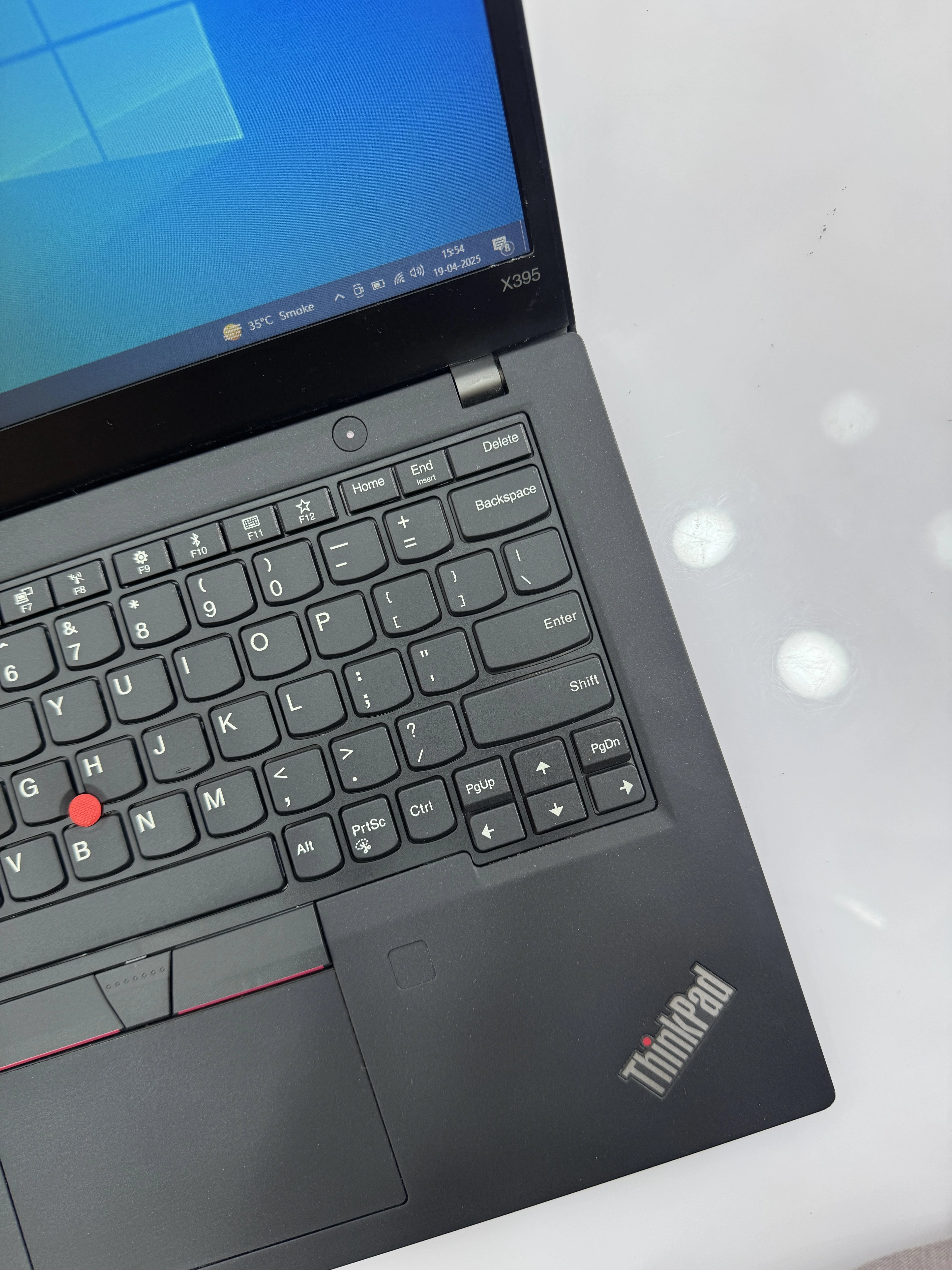 lenovo thinkpad x395 AMD RYZEN 5 PRO 3500
8GB Ram DDR4
256GB SSD M.2
2GB AMD Radeon Graphics
Baklit Keyboard
Windows 10 Pro
HD Camera
13.3" Display?
Full HD (1920 X 1080)